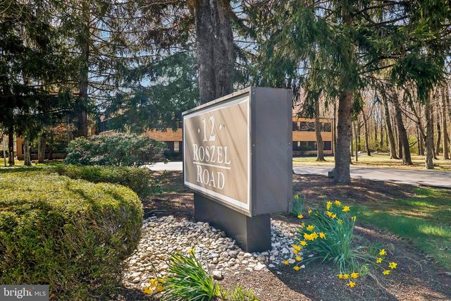 12 ROSZEL RD #B103, Princeton, NJ 08540