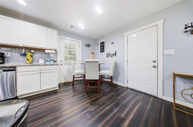 371 Santa Lucia Terrace, Atlanta, GA 30318