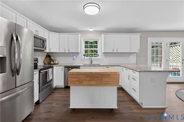 7437 Laneview Dr, Richmond, VA 23225