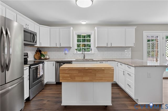 7437 Laneview Dr, Richmond, VA 23225