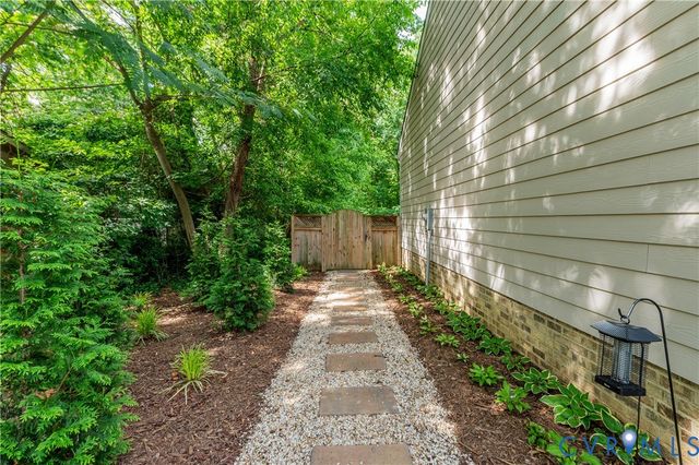 7437 Laneview Dr, Richmond, VA 23225