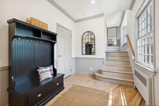 15 Lloyd Harbor Road, Lloyd Harbor, NY 11743