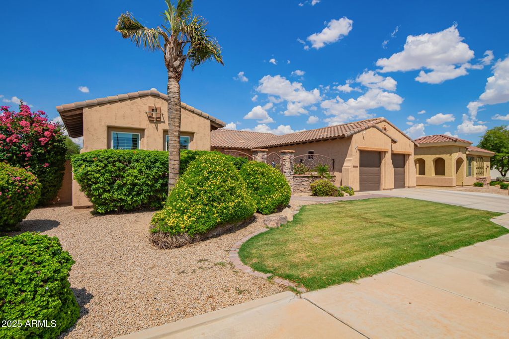 14372 W CYPRESS Street, Goodyear, AZ 85395 — photo 3