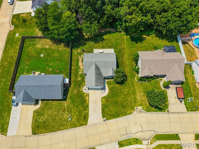 143 Trotters Creek Lane, Wright City, MO 63390