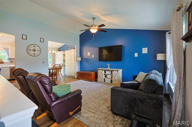 143 Trotters Creek Lane, Wright City, MO 63390