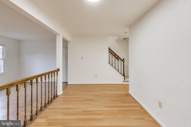 18 INDIAN HILLS CT, Rockville, MD 20855