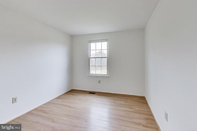 18 INDIAN HILLS CT, Rockville, MD 20855