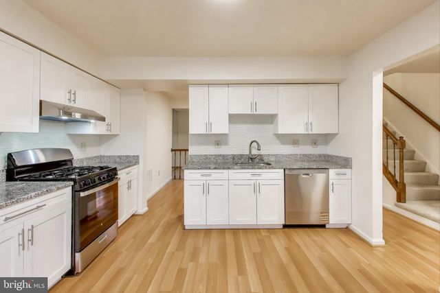 18 INDIAN HILLS CT, Rockville, MD 20855