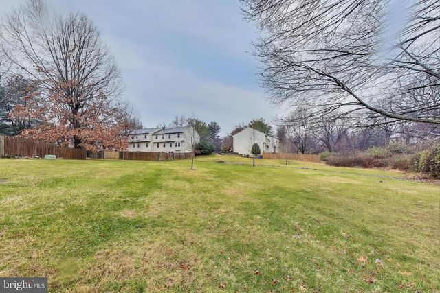 18 INDIAN HILLS CT, Rockville, MD 20855