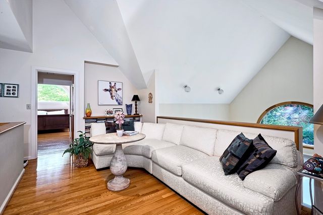 375 Atherton, Milton, MA 02186