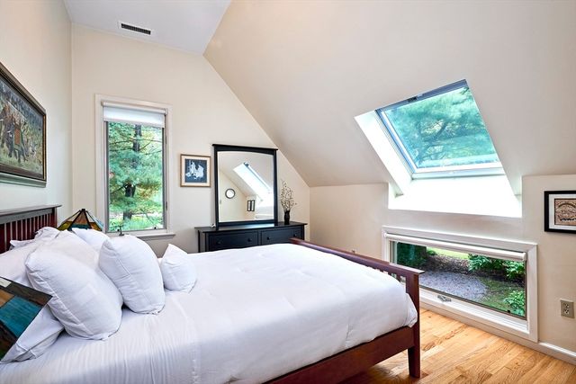 375 Atherton, Milton, MA 02186