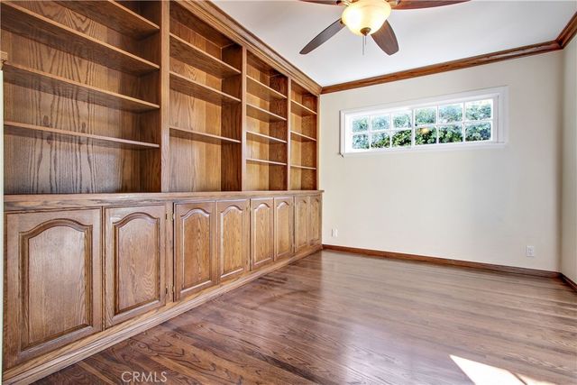 5923 Jumilla Avenue, Woodland Hills, CA 91367
