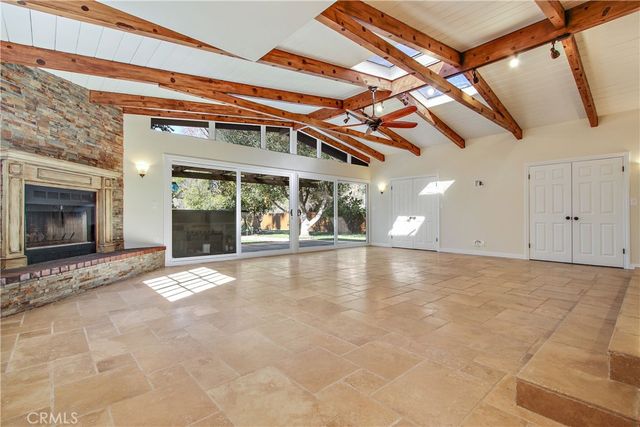5923 Jumilla Avenue, Woodland Hills, CA 91367