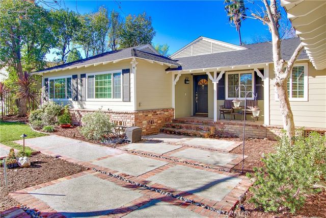 5923 Jumilla Avenue, Woodland Hills, CA 91367