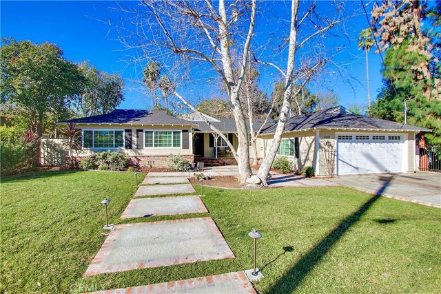 5923 Jumilla Avenue, Woodland Hills, CA 91367