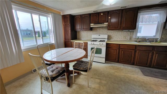 12 Rossler Avenue, Cheektowaga, NY 14206