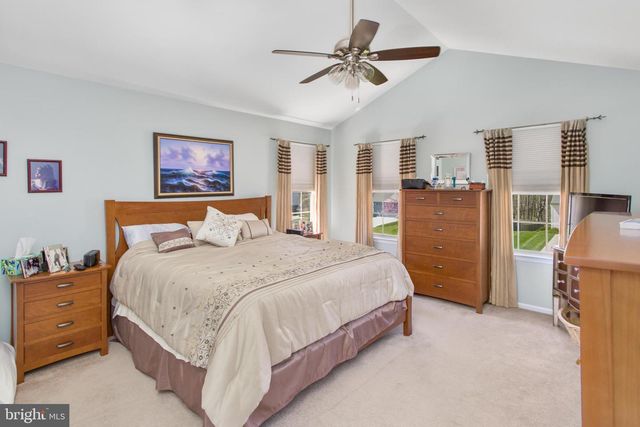 25 SPRINGCRESS DR, Delran, NJ 08075