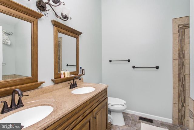 25 SPRINGCRESS DR, Delran, NJ 08075