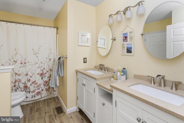 25 SPRINGCRESS DR, Delran, NJ 08075