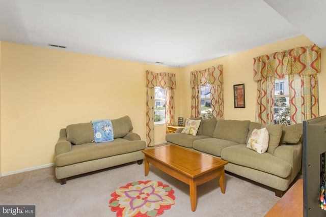 25 SPRINGCRESS DR, Delran, NJ 08075