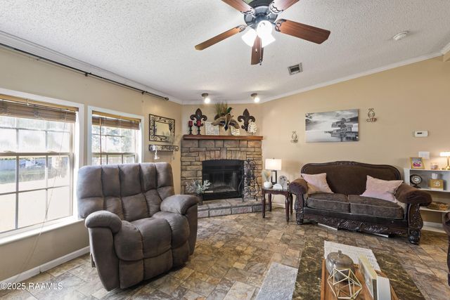 7713 Fred Romero Road, New Iberia, LA 70560