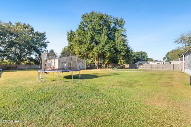 7713 Fred Romero Road, New Iberia, LA 70560