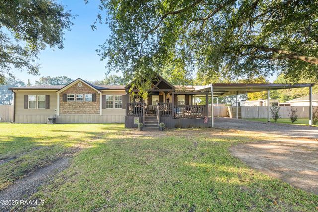 7713 Fred Romero Road, New Iberia, LA 70560