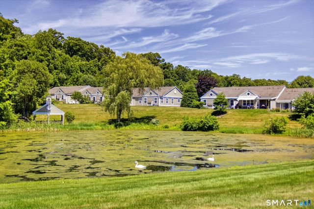 128 Louis Hill Road 128, Newtown, CT 06482