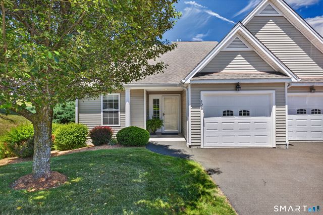 128 Louis Hill Road 128, Newtown, CT 06482