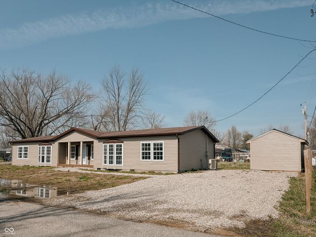 747 Patterson Road, Columbus, IN 47203