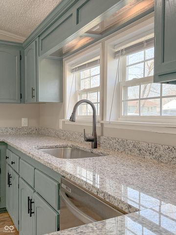 747 Patterson Road, Columbus, IN 47203