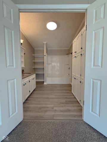 747 Patterson Road, Columbus, IN 47203