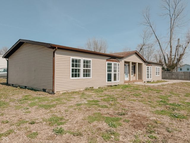 747 Patterson Road, Columbus, IN 47203