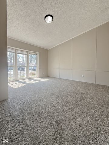 747 Patterson Road, Columbus, IN 47203