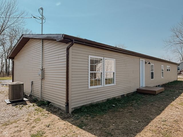 747 Patterson Road, Columbus, IN 47203