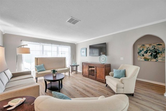 717 CAROLINA AVENUE, Tarpon Springs, FL 34689