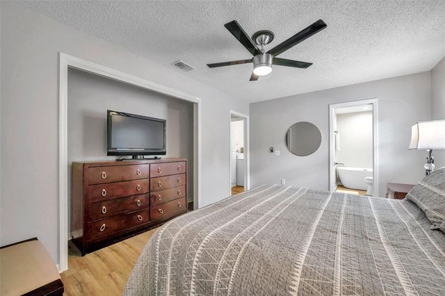 717 CAROLINA AVENUE, Tarpon Springs, FL 34689