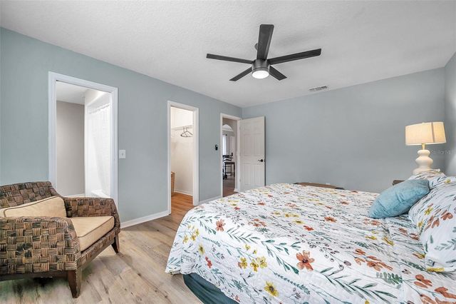 717 CAROLINA AVENUE, Tarpon Springs, FL 34689