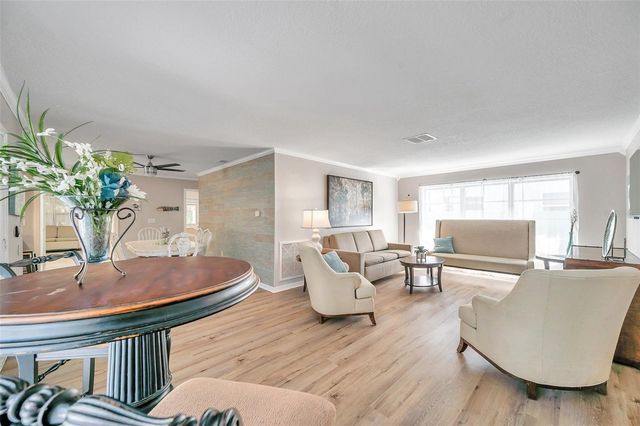 717 CAROLINA AVENUE, Tarpon Springs, FL 34689