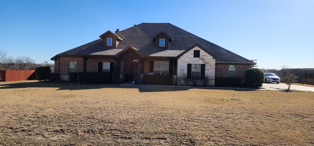 217 Heather Lane, Decatur, TX 76234