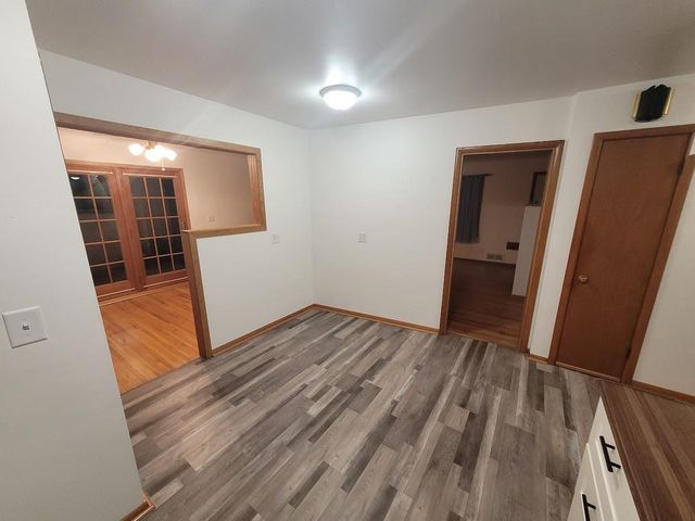 10 Logan Avenue E, West Saint Paul, MN 55118