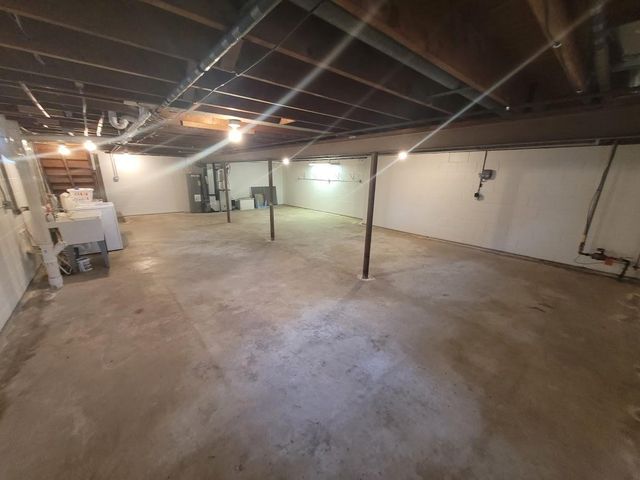 10 Logan Avenue E, West Saint Paul, MN 55118