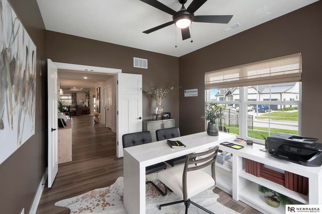 12352 Horizon St., Papillion, NE 68046