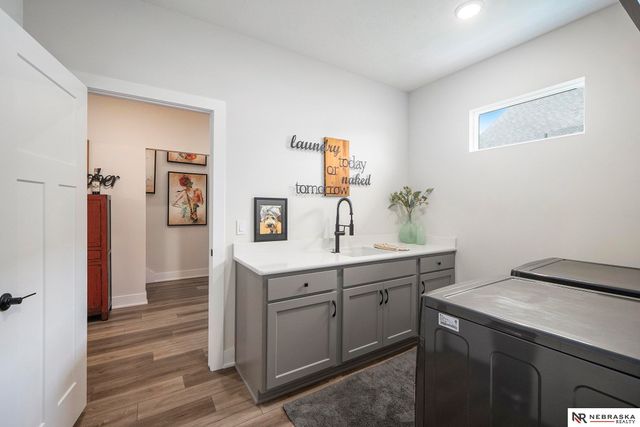 12352 Horizon St., Papillion, NE 68046