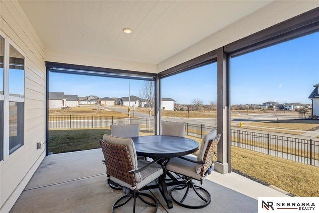 12352 Horizon St., Papillion, NE 68046