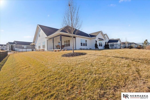 12352 Horizon St., Papillion, NE 68046