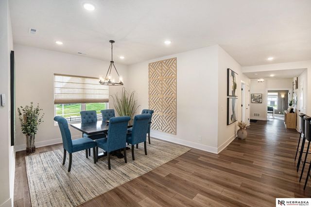 12352 Horizon St., Papillion, NE 68046