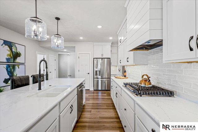 12352 Horizon St., Papillion, NE 68046