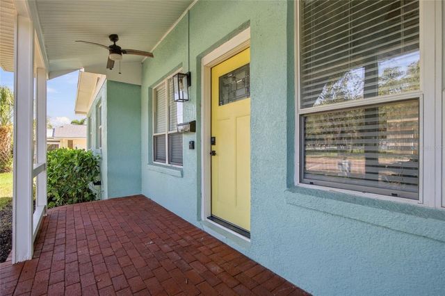 3022 1ST STREET N, St Petersburg, FL 33704