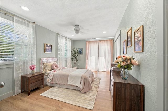 3022 1ST STREET N, St Petersburg, FL 33704